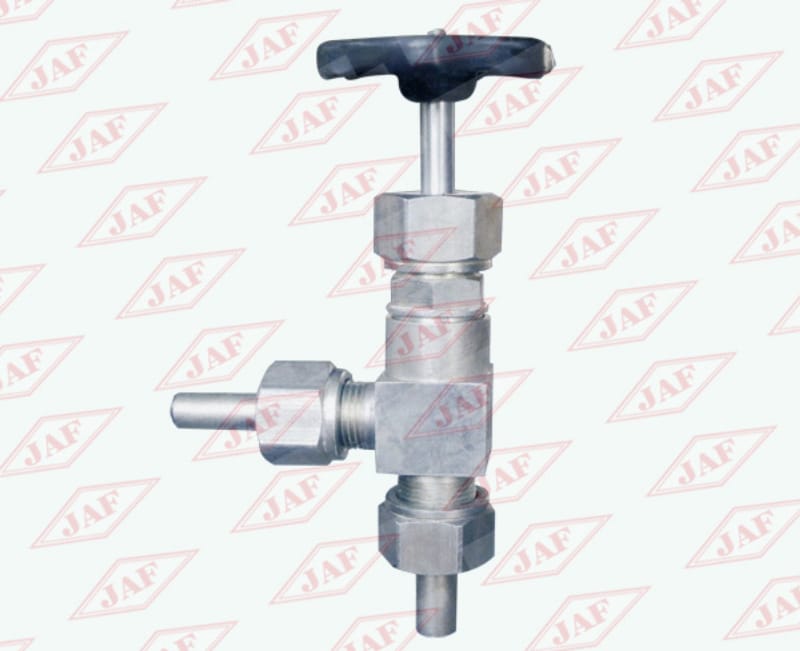 螺紋連接直角截止閥J24F（B）-40（25）、螺紋連接直角節(jié)流閥L24F（B）-40（25）